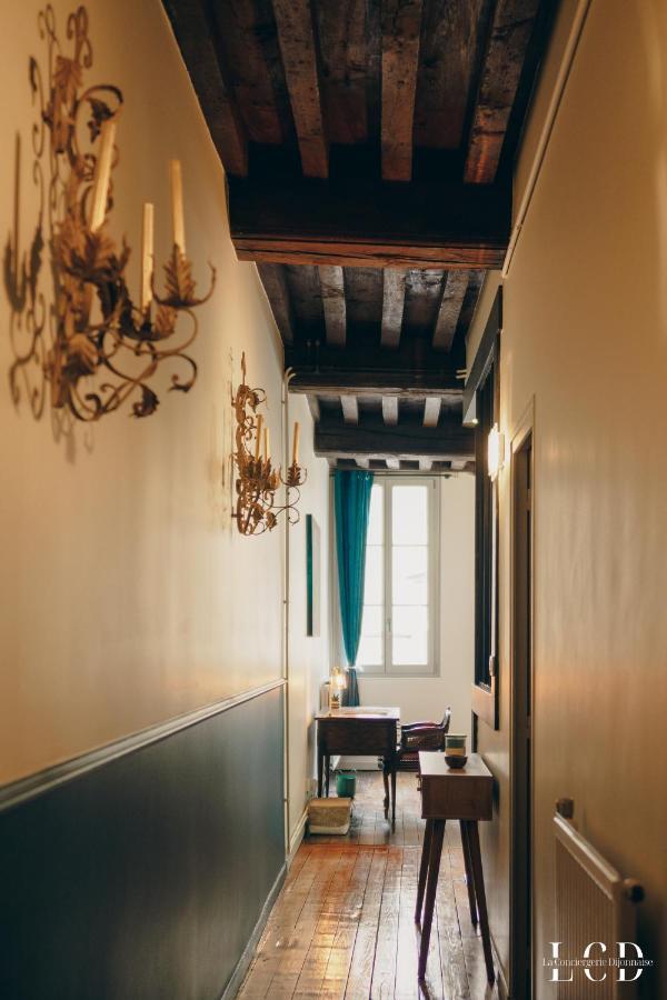 Apartment Au Roi Lion, Place Saint Michel