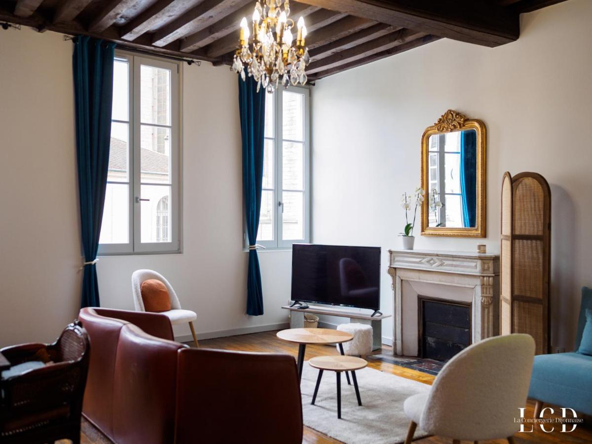 Apartment Au Roi Lion, Place Saint Michel